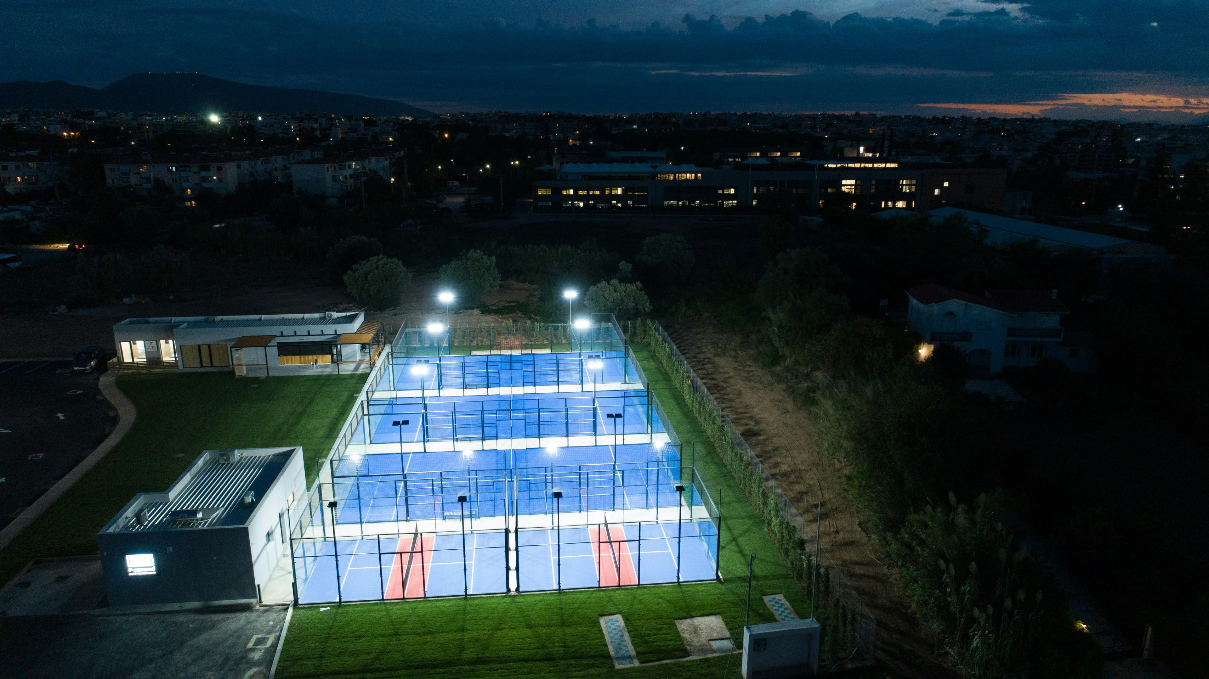 Padelbanen in daglicht